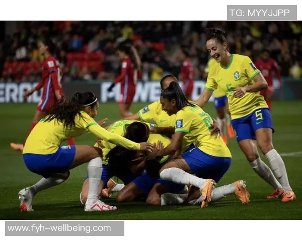 璀璨足球明星灯箱照片展现球场魅力与激情的完美瞬间 璀璨足球明星灯箱照片展现球场魅力与激情的完美瞬间